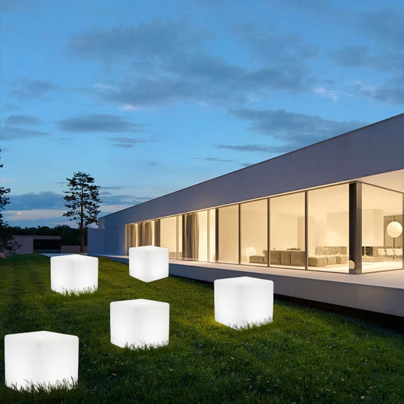 Table and Chairs Plastic Strip - Outdoor Lighting Restaurant のレビューと価格